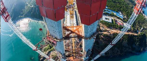 3日横跨博斯普鲁斯海峡的大桥,世界上最宽的桥是接近完成4