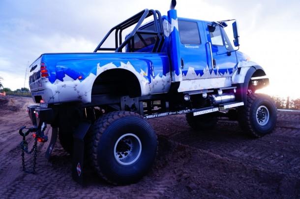 怪物trucks121