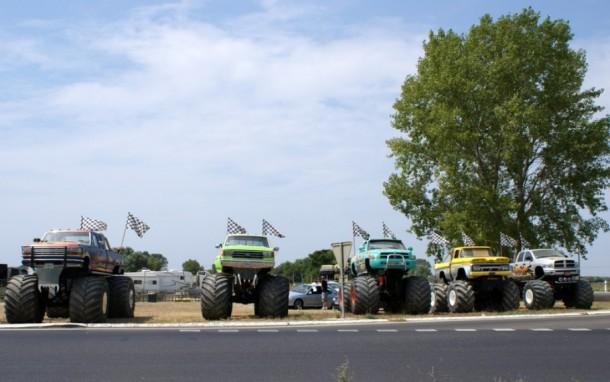 怪物trucks_0