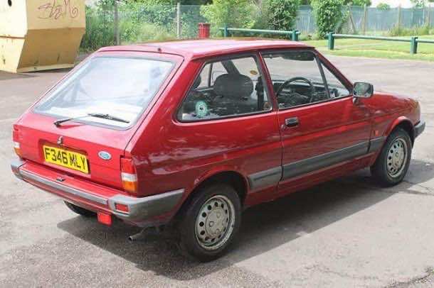 变形金刚3 -福特嘉年华雕塑