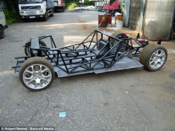 jacek_mazur_replica_mclaren_f1（15）