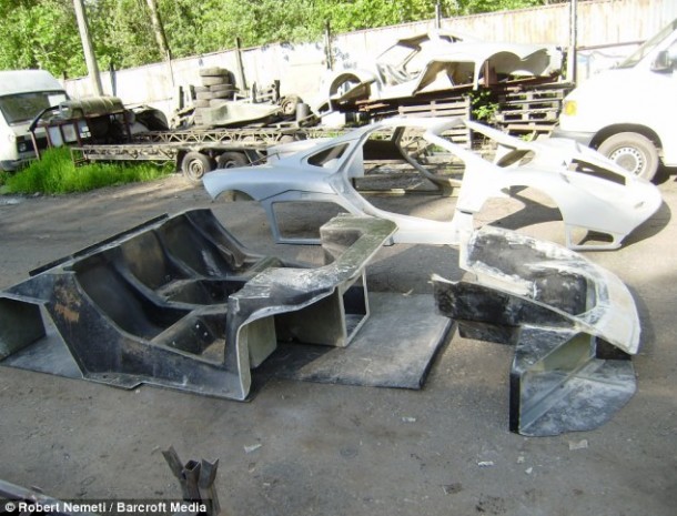 jacek_mazur_replica_mclaren_f1（3）