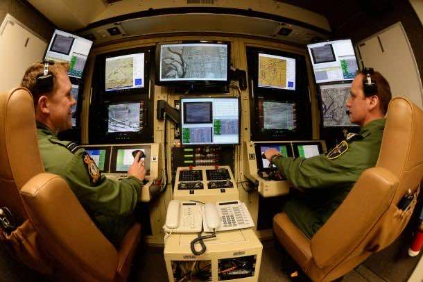 非装甲飞机控制中心1