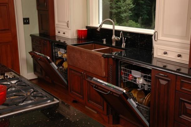 7.用两台洗碗机而不是一台，这样不会占用空间!