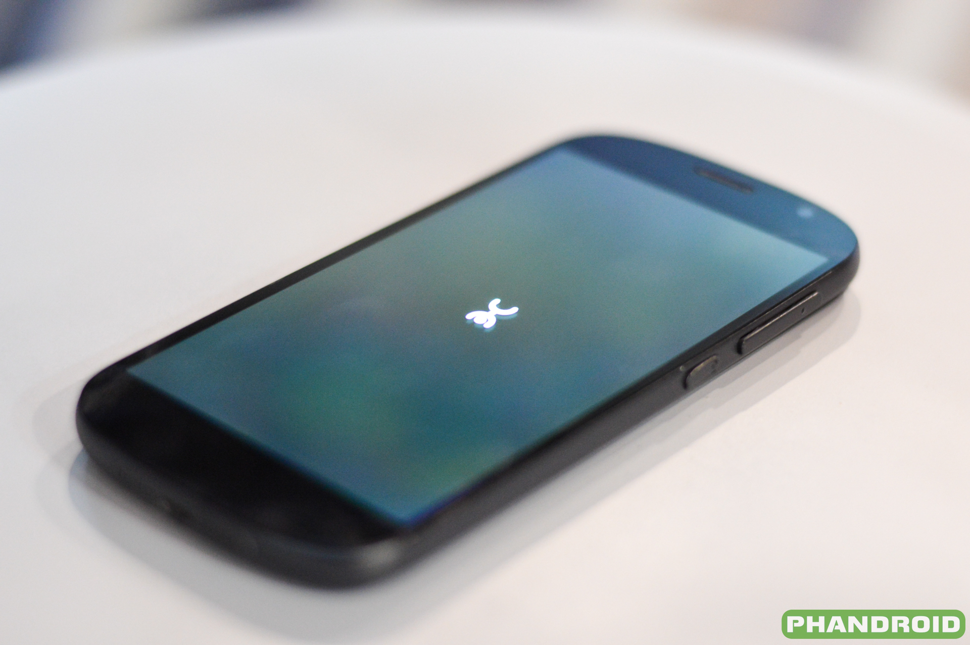 yotaphone2 (1)