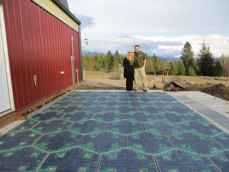 solar-roadways-parking-lot-5