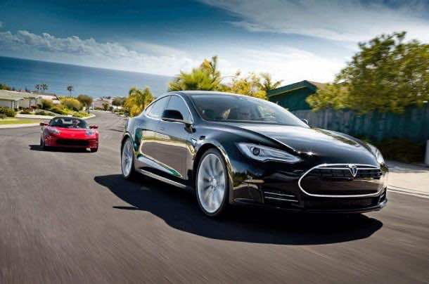 Tesla-R-and-Tesla-S_Web