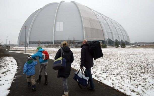 转换成Resort17纳粹飞机跑道上