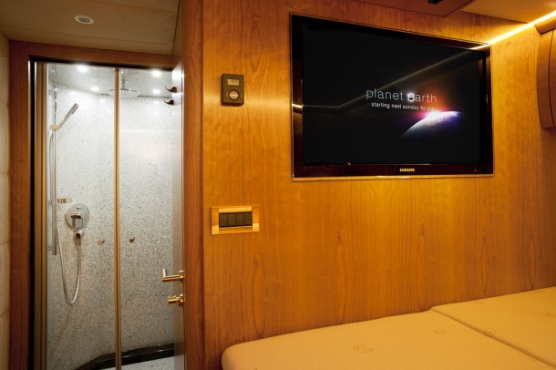 Zetros  - 梅赛德斯·本兹（Mercedes Benz7）的豪华移动房屋