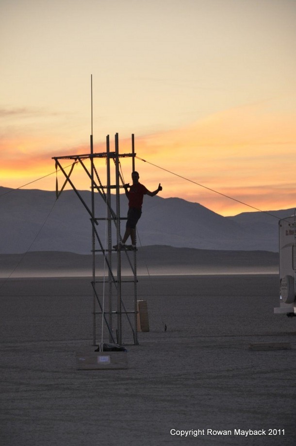 Homemade Rocket Reaches a Height of 121,000 ft28