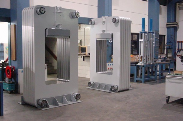 纪念钻石由Algordanza8设计