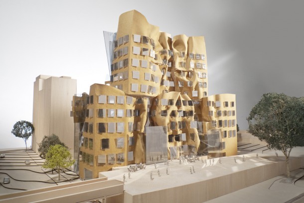 弗兰克·盖里（Frank Gehry Uts）大楼