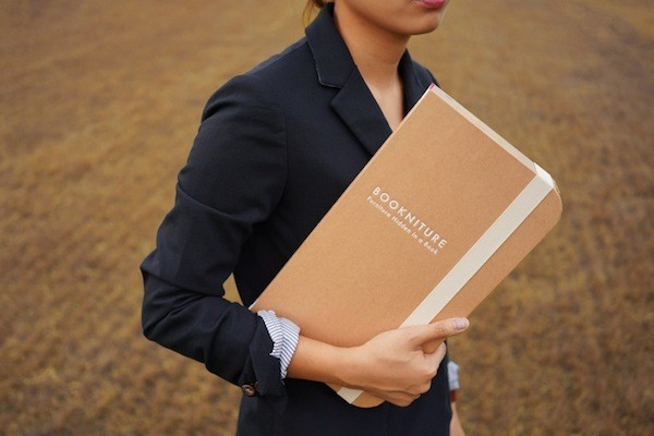 书籍-一本书或家具