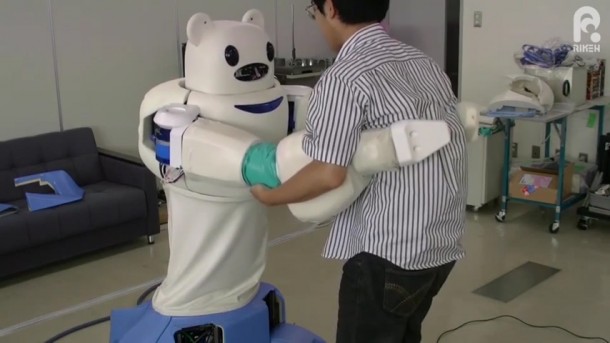 Robear  - 可以抬起患者的可爱机器人7