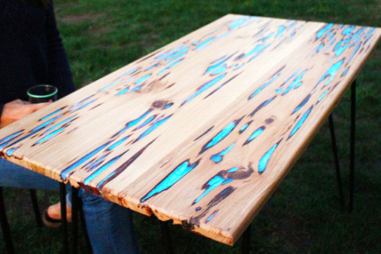 HOW-TO-Make-glow-in-the-dark-table