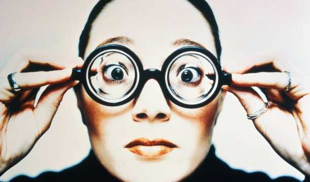 以下是如何获得超强视力的方法