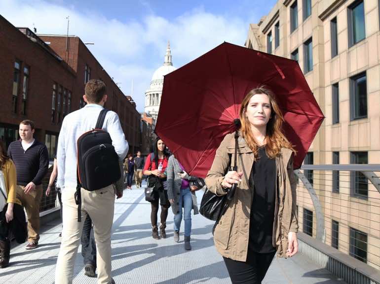 Kazbrella是最新的创新伞设计