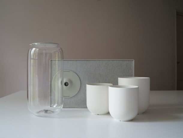 表self-watering2
