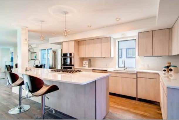 由运输容器创建的房屋，惊人的4A