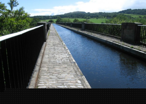 世界上10个最神奇的水桥7