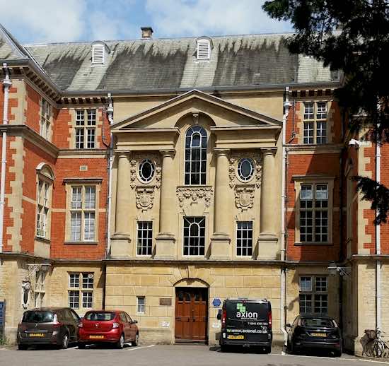 克拉伦登干桩牛津2