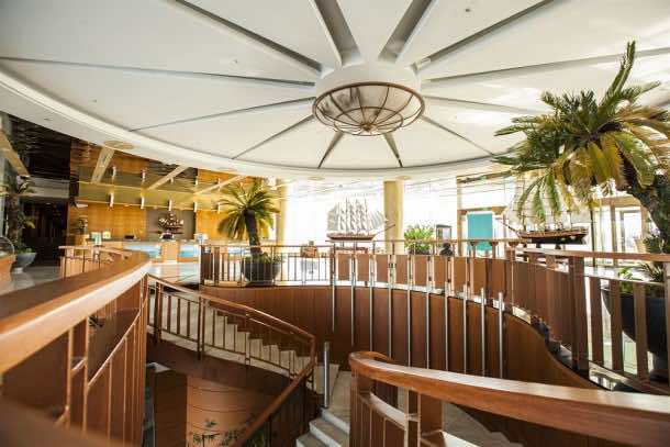 韩国的太阳游轮度假村和游艇令人惊叹