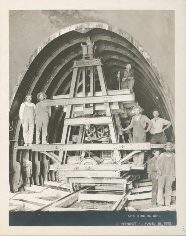 这是他们为在1915年向纽约提供水的建造