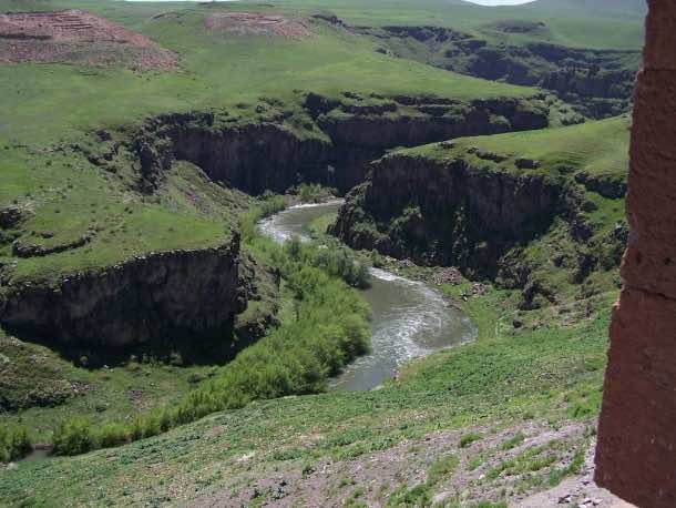 世界各地最令人惊叹的14个国际边界