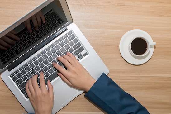 为什么键盘上的F键和J键会凸起