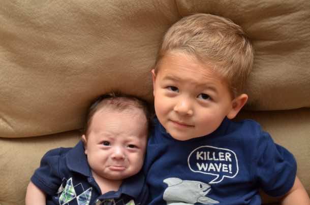 你的脸书新闻推送里充满了新妈妈们发布的孩子们的照片，科学知道为什么