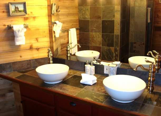 6废弃的粮仓被改造成时尚、现代的家