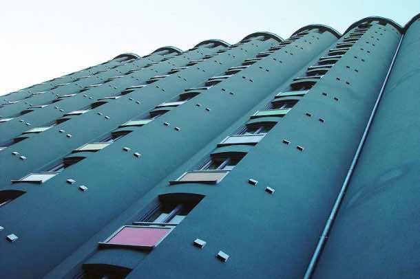 废弃的粮仓被改造成时尚、现代的家