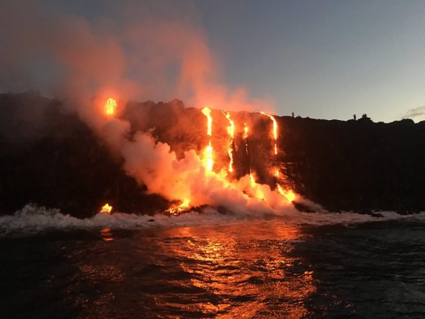 见证新土地被熔融熔岩流入夏威夷_Image 3的海洋3