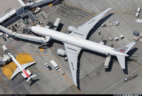 A Look At The Green Airplane Of The Future_Image 2