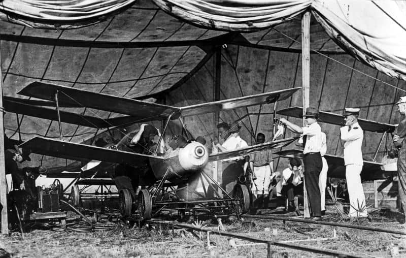 第一次被第一次世界大战中使用的无人机Bombs_Image下降0