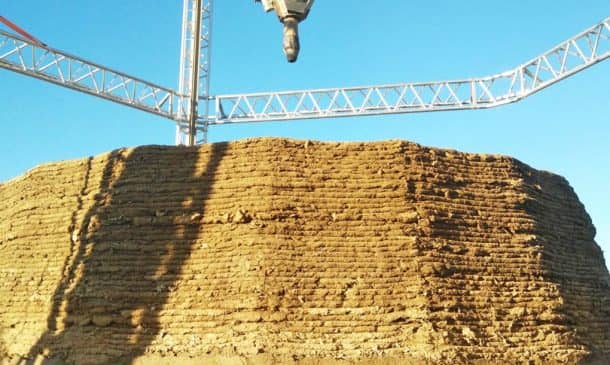 世界上最大的三角洲3D Printer_image 1的零成本泥房屋