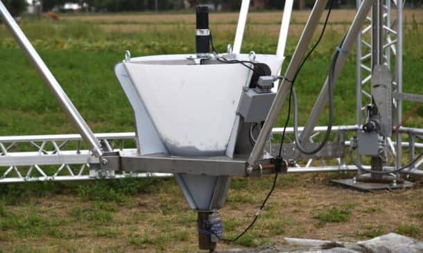 世界上最大的三角洲3D Printer_image 11的零成本泥房屋11