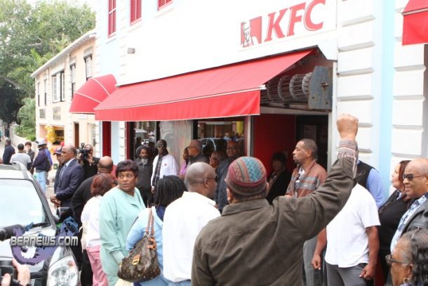 13-weird-things-banned-in-various-countries_image-03