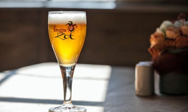 a贝尔吉姆市建造的两英里长的距离地面pipeline-beer_image-2