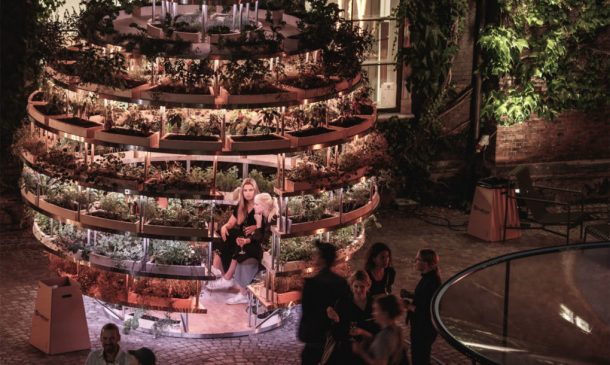 a-spherical-farm-pod-the-growroom-brings-agriculture-to-city-streets_image-3