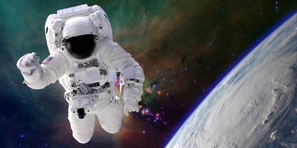 how-much-clothing-do-astronauts-pack-for-space-missions_image-2