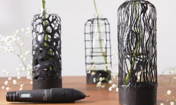 新的3Doodler Pro笔可以画木头、铜和青铜雕塑