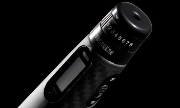 新的3Doodler Pro笔可以画木头、铜和青铜雕塑