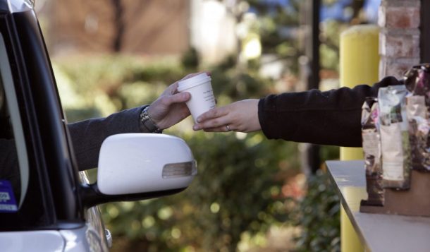 此应用程序 - 无及以下的咖啡到驾驶员 - 不检查theire-theire-drive-driving_image-1