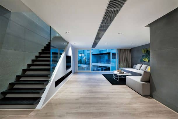 this-high-tech-glass-walled-home-in-hong-kong-will-give-you-goals_image-2