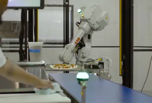 pizza-factory-robot1