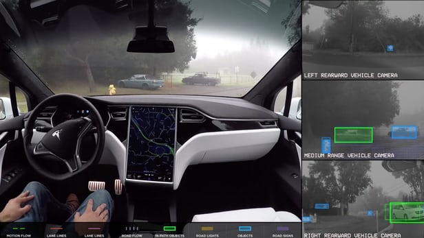 Tesla-Video-Seelf-drive-1