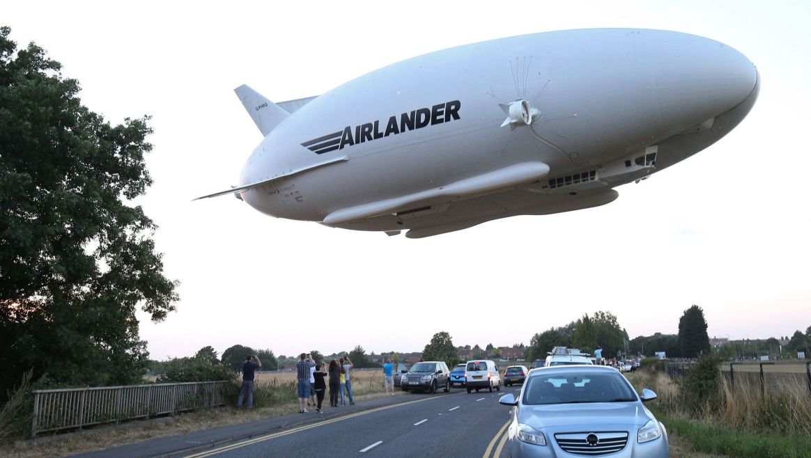 TOPSHOT-BRITAIN-TRANSPORT-TECHNOLOGY-AVIATION-AIRLANDER-HAV