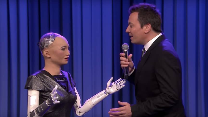机器人索菲亚（Sophia）和吉米·法伦（Jimmy Fallon）演唱了二重奏