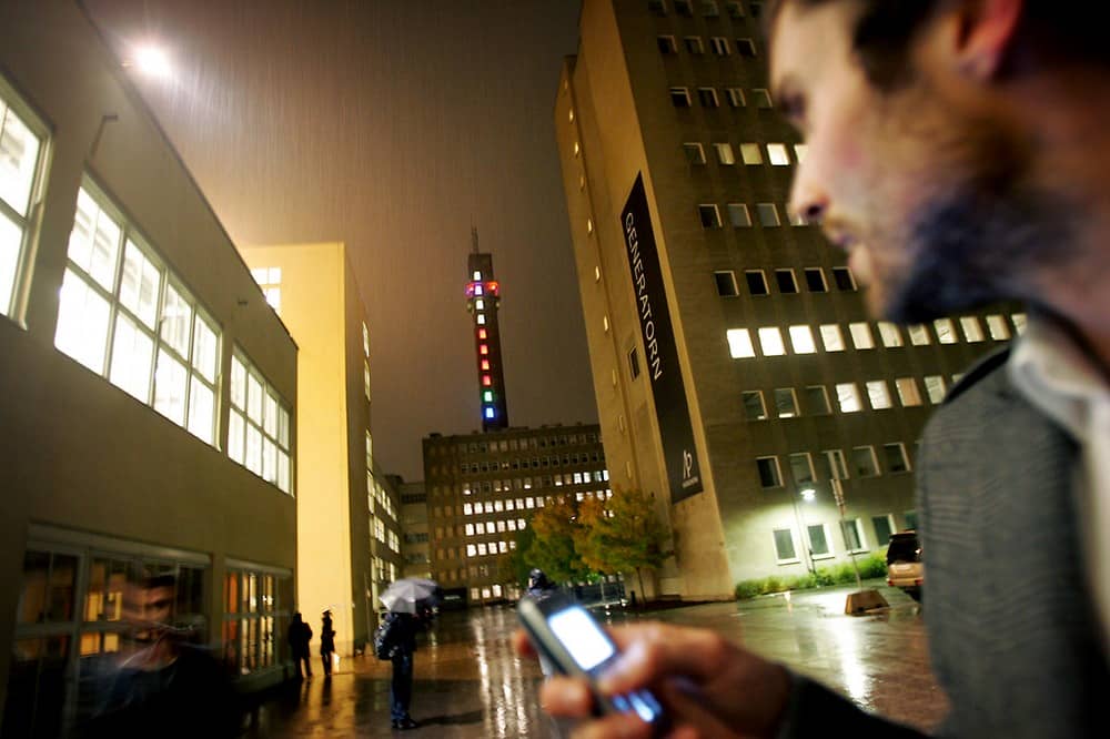 使用一个应用程序，你可以通过数字来改变斯德哥尔摩的灯光